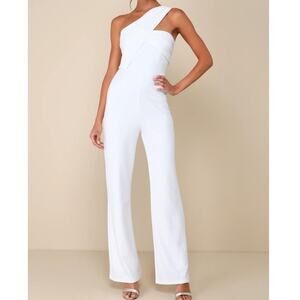 Lulus NWOT Devoted To Fun Ivory White Crepe One-Shoulder Sleeveless Jumpsuit XS